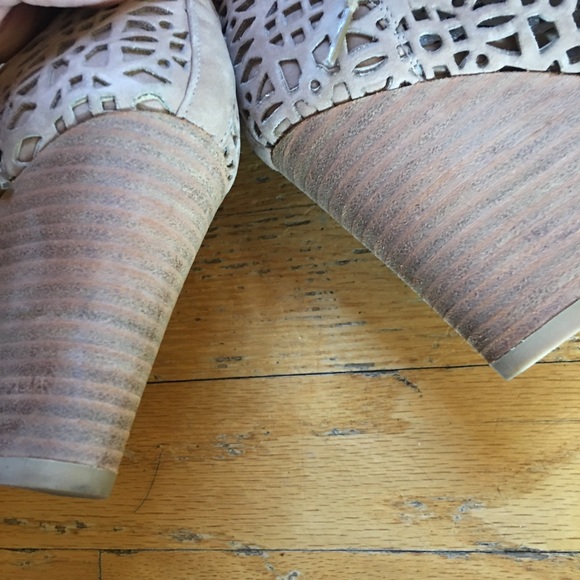 Stuart Weitzman wedge shoes 36 - Picture 7 of 8